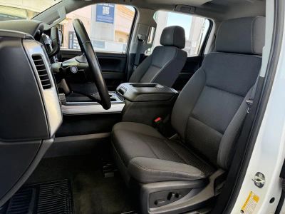 2018 Chevrolet Silverado 1500 — photo 14 view