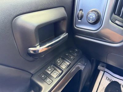 2018 Chevrolet Silverado 1500 — photo 24 view