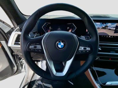 2026 BMW X5 — photo 40 view