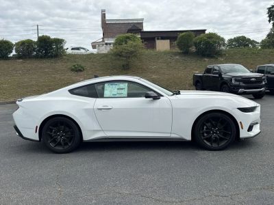 2026 Ford Mustang — photo 8 view