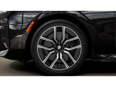 2026 BMW 7 Series — photo 7 view