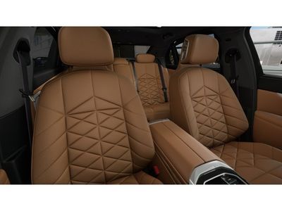 2026 BMW 7 Series — photo 11 view