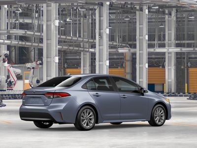 2026 Toyota Corolla — photo 10 view