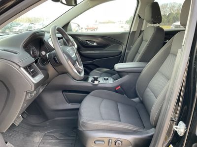 2022 GMC Terrain — photo 9 view