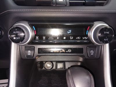 2024 Toyota RAV4 - Photo 18