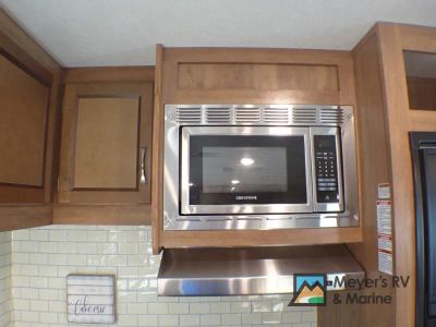 2018 Coachmen RV Catalina Legacy - Photo 16