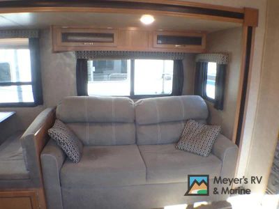 2018 Coachmen RV Catalina Legacy - Photo 24
