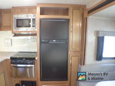 2018 Coachmen RV Catalina Legacy - Photo 11