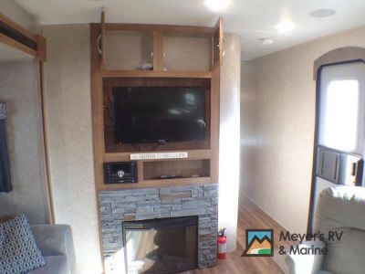 2018 Coachmen RV Catalina Legacy - Photo 28
