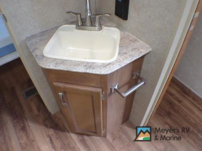 2018 Coachmen RV Catalina Legacy - Photo 33