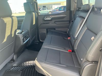 2026 Chevrolet Silverado 1500 - Photo 17