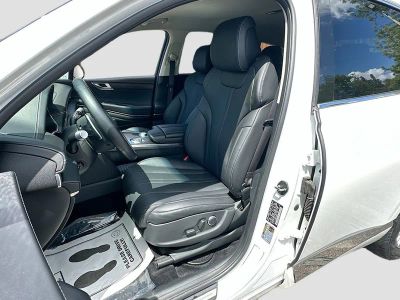2024 Genesis GV80 — photo 21 view