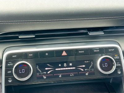 2024 Genesis GV80 — photo 16 view