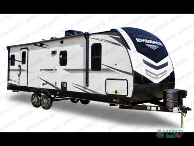 2022 Cruiser Embrace — front three-quarter view