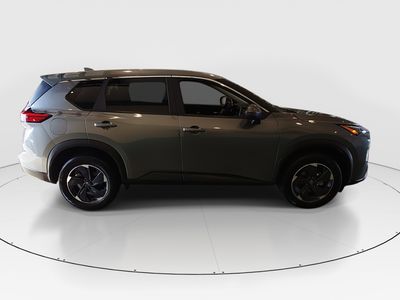 2024 Nissan Rogue - Photo 8