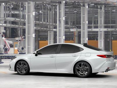 2026 Toyota Camry - Photo 7