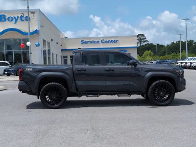 2024 Toyota Tacoma 4WD - Photo 2