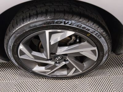 2024 Hyundai Elantra - Photo 10