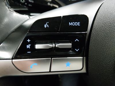 2024 Hyundai Elantra - Photo 19