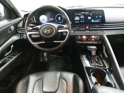 2024 Hyundai Elantra - Photo 12