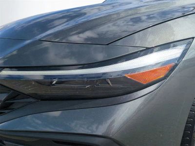 2026 Hyundai ELANTRA — photo 10 view