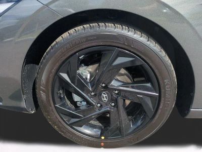 2026 Hyundai ELANTRA — photo 11 view