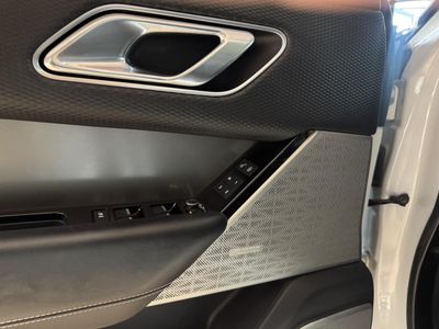 2018 Land Rover Range Rover Velar - Photo 10