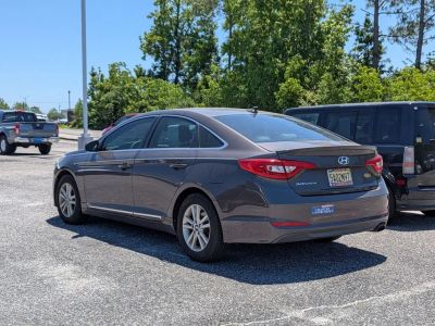 2017 Hyundai Sonata - Photo 3