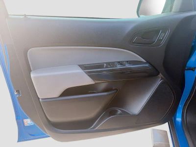 2021 Chevrolet Colorado — photo 18 view