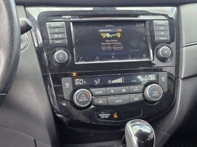 2019 Nissan Rogue — photo 9 view