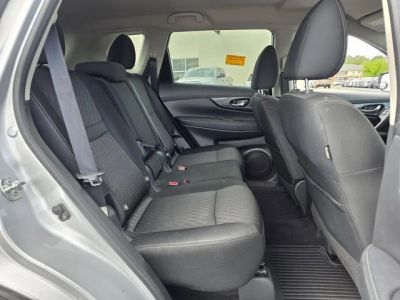2019 Nissan Rogue — photo 24 view
