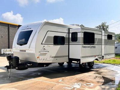 2026 Coachmen RV Freedom Express Ultra Lite - Photo 4