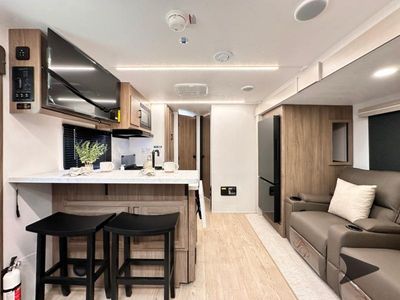 2026 Coachmen RV Freedom Express Ultra Lite - Photo 11