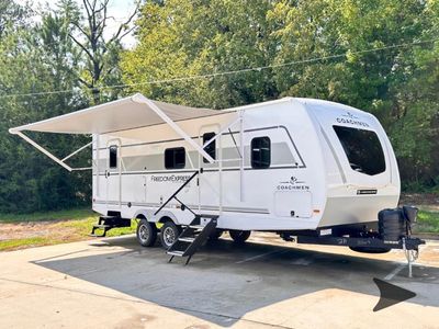 2026 Coachmen RV Freedom Express Ultra Lite - Photo 5