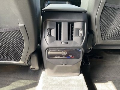 2025 BMW X3 - Photo 8