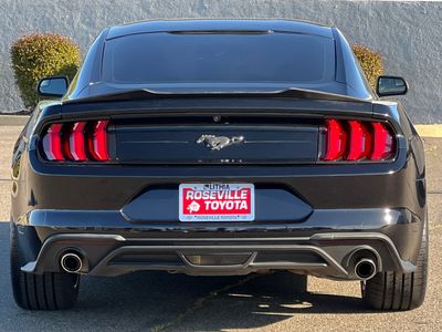 2018 Ford Mustang - Photo 8