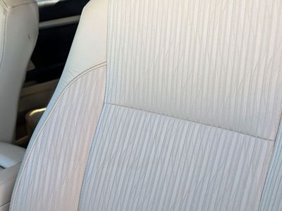 2019 Toyota Highlander — photo 17 view