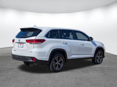 2019 Toyota Highlander — interior view