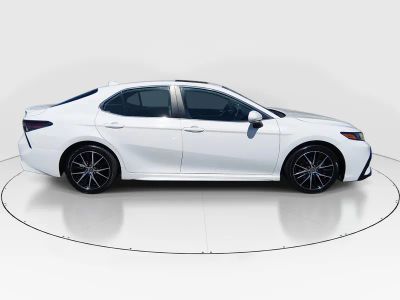 2024 Toyota Camry - Photo 8