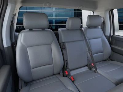 2025 Ford Chassis Cab — photo 10 view