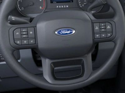 2025 Ford Chassis Cab — photo 12 view
