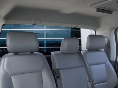 2025 Ford Chassis Cab — photo 22 view