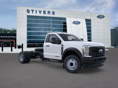 2025 Ford Chassis Cab F-600 XL in Oxford White — front three-quarter view