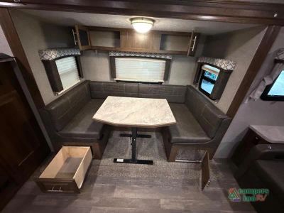 2020 Forest River RV Flagstaff — photo 19 view