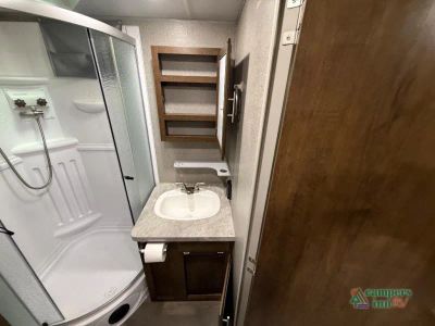 2020 Forest River RV Flagstaff — photo 24 view