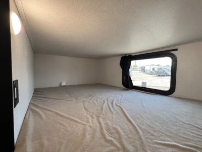 2027 Jayco SUNDANCE XLT — photo 17 view