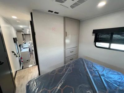 2027 Jayco SUNDANCE XLT — photo 21 view