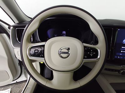 2023 Volvo XC60 - Photo 12