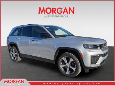 2026 Jeep Grand Cherokee Limited in Silver — front three-quarter view