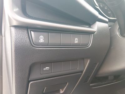 2023 Mazda Mazda3 Sedan - Photo 13